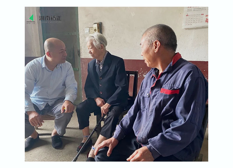 必一·运动设备·扶贫助学 低调实干先行
