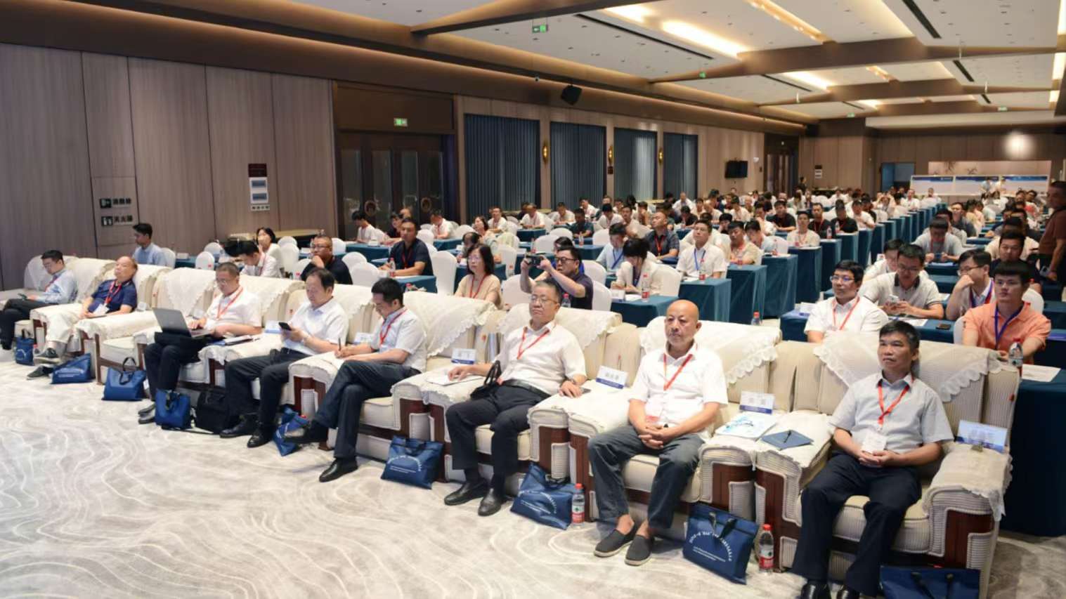 2024第一届"必一·运动杯"材料装备行业数字化发展论坛在湖南湘潭（必一·运动）胜利召开